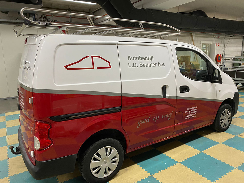 Auto voor autobedrijf Beumer ontwerpen en voorzien van mooie Wrap